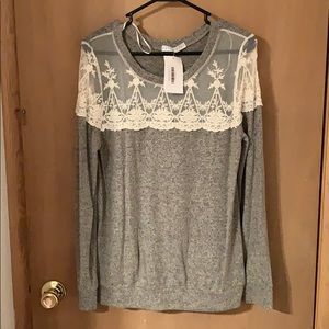 Stella Lace Accent Top